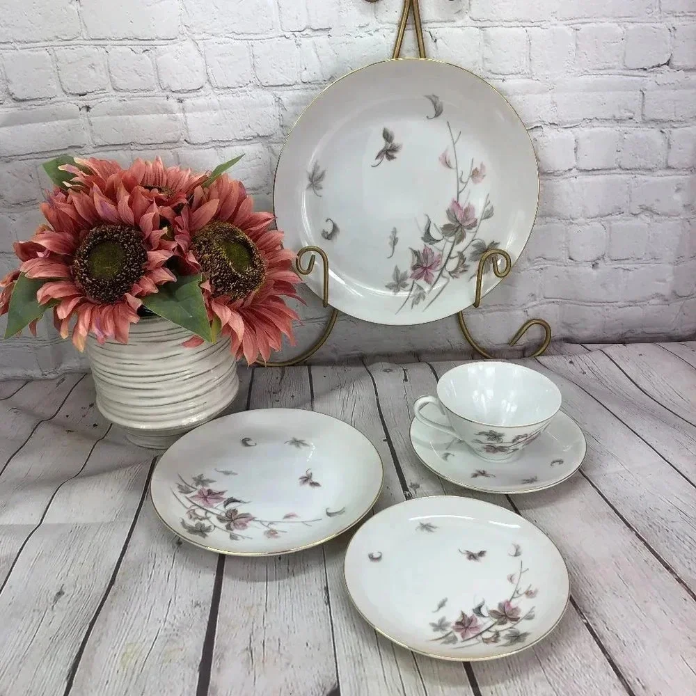 vintage Montreal by YAMAKA dinnerware set